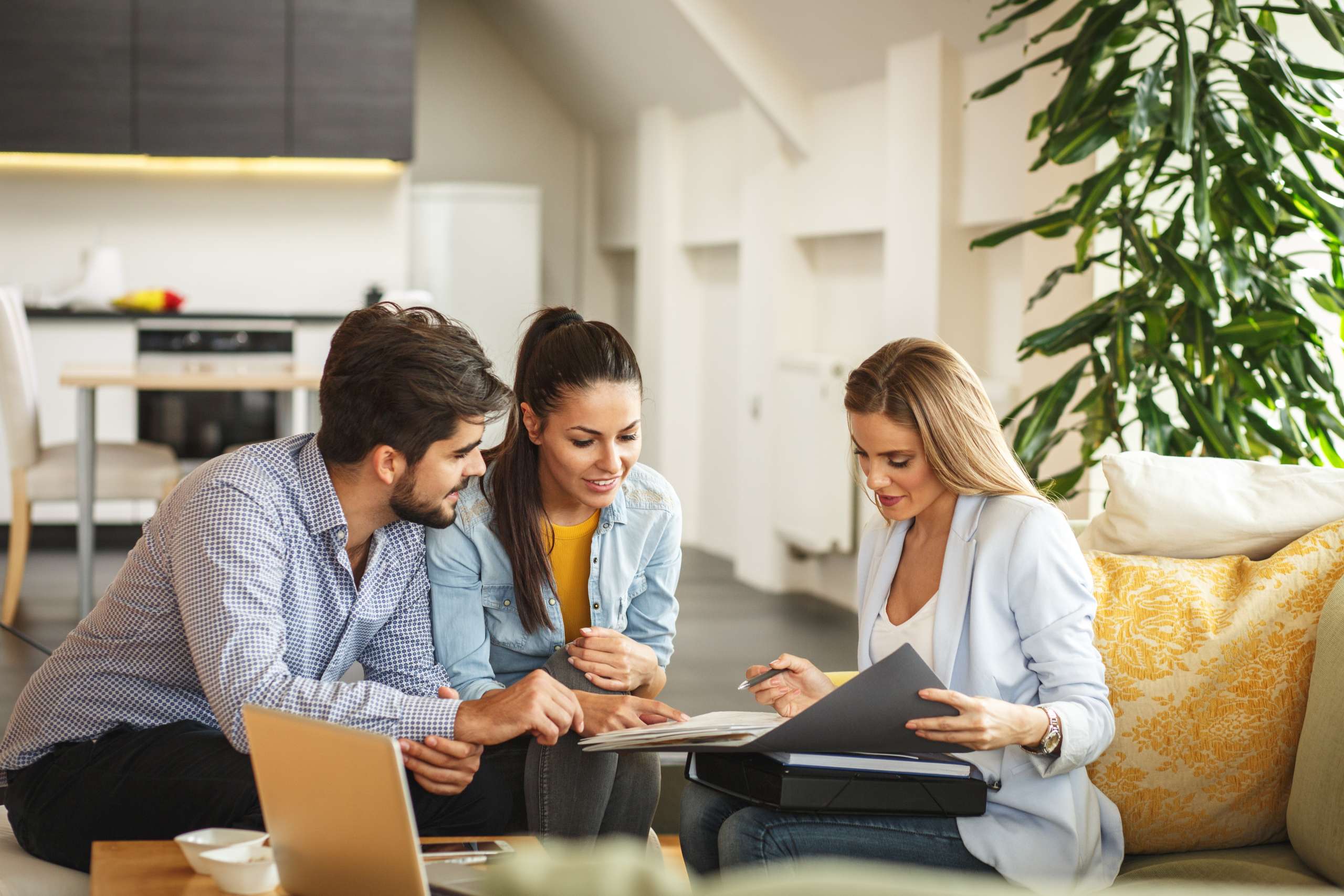 E&O Lawsuit Tips for Real Estate Agents: A Guide to Managing Liability Risks