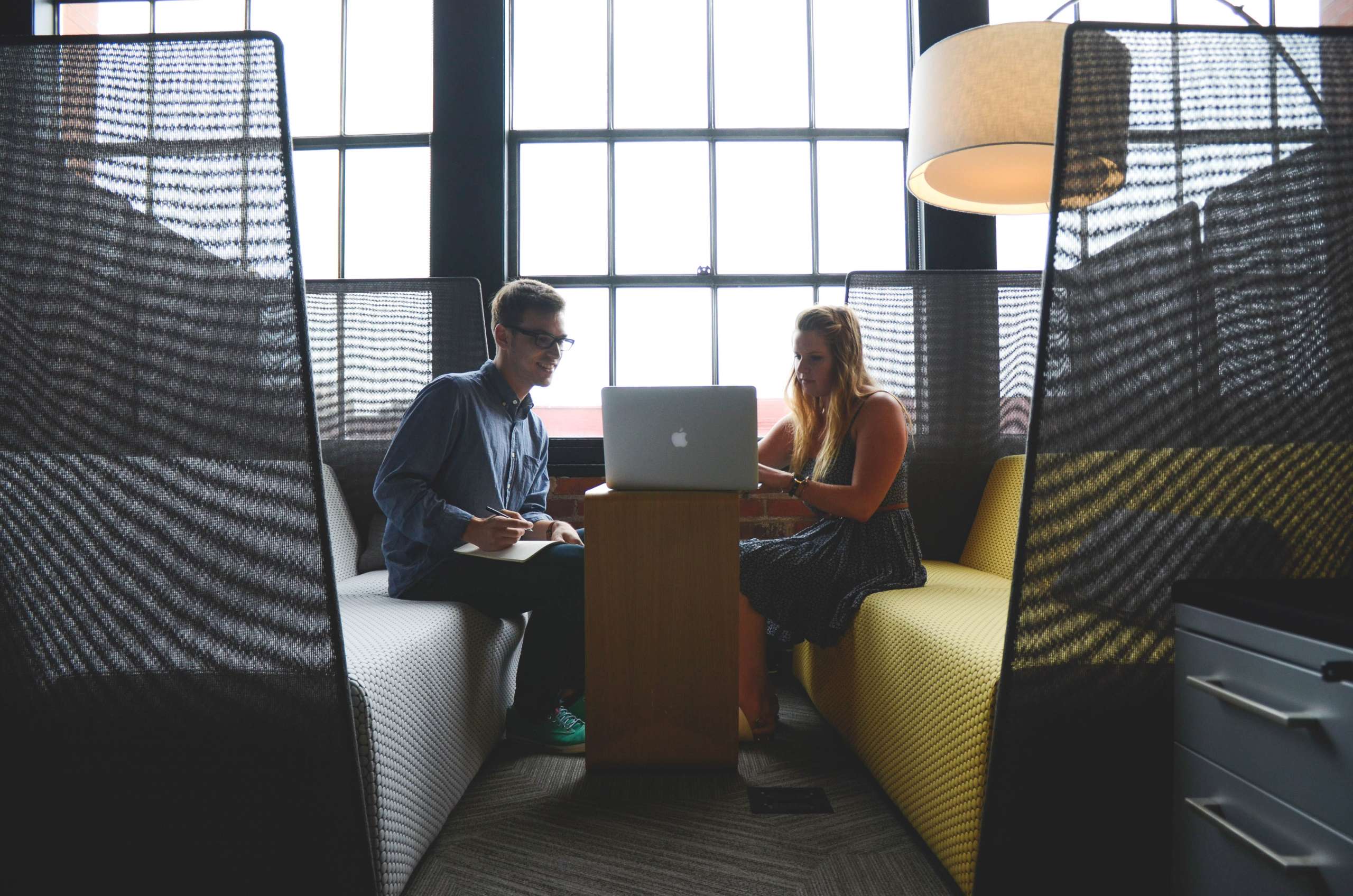 What you need to know to become a business consultant