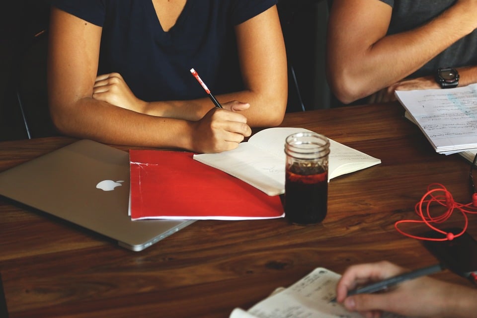 How Errors and Omissions Insurance Protects Small Business in Texas