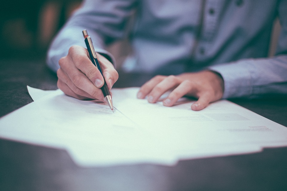 How Much Does Notary Public Insurance Cost?